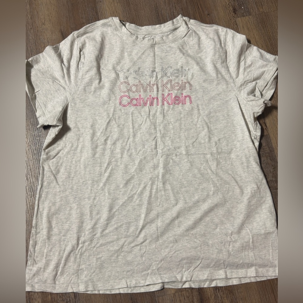 Calvin Klein Light Gray Crew Tee with Subtle Printed Logo